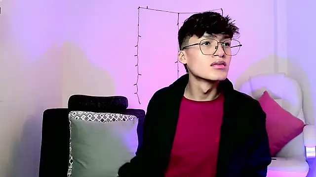 Snapshot of bellmontneon chatting on November 2025 11:21:01 AM bellmontneon online show from November 2025 11:21:01 AM