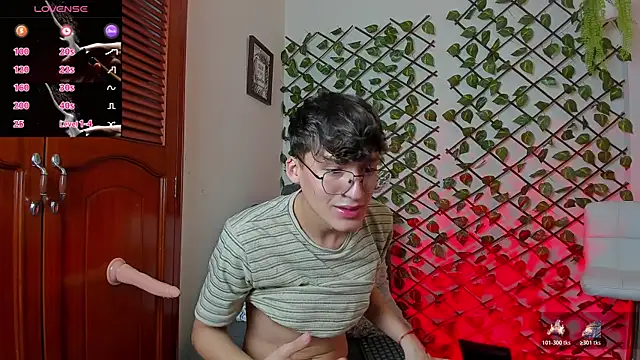 Snapshot of bellmontneon chatting on December 2025 11:41:01 AM bellmontneon online show from December 2025 11:41:01 AM