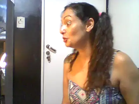 dulcefanny online show from April 2026 10:13:01 AM