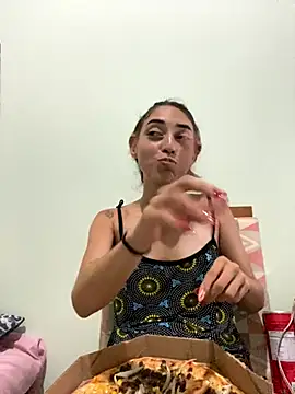 Snapshot of loirinhaaa chatting on November 2025 01:55:02 AM loirinhaaa online show from November 2025 01:55:02 AM