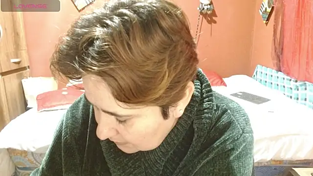 Snapshot of Sasharosee2 chatting on October 2025 12:18:02 PM Sasharosee2 online show from October 2025 12:18:02 PM