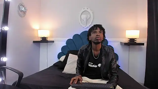 Snapshot of AllexJacob chatting on September 2025 12:50:02 PM AllexJacob online show from September 2025 12:50:02 PM