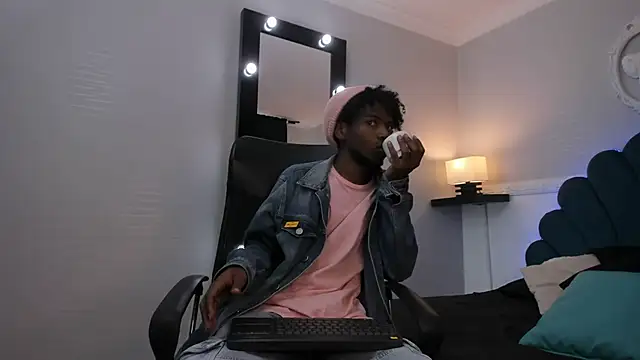 Snapshot of AllexJacob chatting on October 2025 01:19:01 PM AllexJacob online show from October 2025 01:19:01 PM