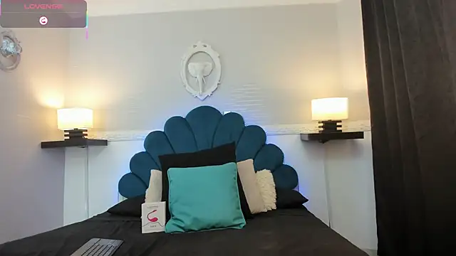 Snapshot of AllexJacob chatting on October 2025 01:10:01 PM AllexJacob online show from October 2025 01:10:01 PM