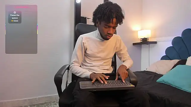 Snapshot of AllexJacob chatting on October 2025 01:10:02 PM AllexJacob online show from October 2025 01:10:02 PM