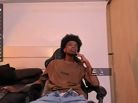 Snapshot of AllexJacob chatting on November 2025 01:22:02 PM AllexJacob online show from November 2025 01:22:02 PM