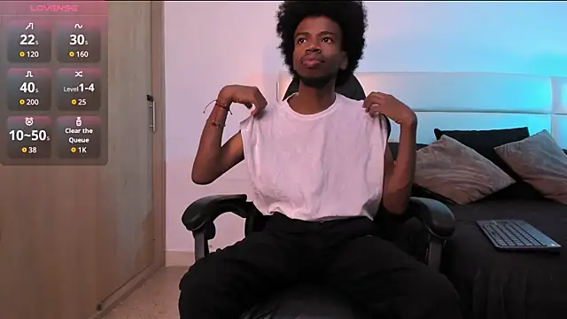 Snapshot of AllexJacob chatting on November 2025 01:18:02 PM AllexJacob online show from November 2025 01:18:02 PM