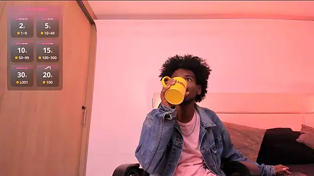 Snapshot of AllexJacob chatting on November 2025 01:10:01 PM AllexJacob online show from November 2025 01:10:01 PM