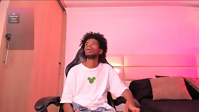 Snapshot of AllexJacob chatting on November 2025 01:14:02 PM AllexJacob online show from November 2025 01:14:02 PM