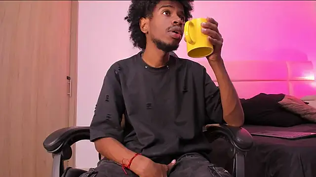 Snapshot of AllexJacob chatting on December 2025 11:48:01 AM AllexJacob online show from December 2025 11:48:01 AM