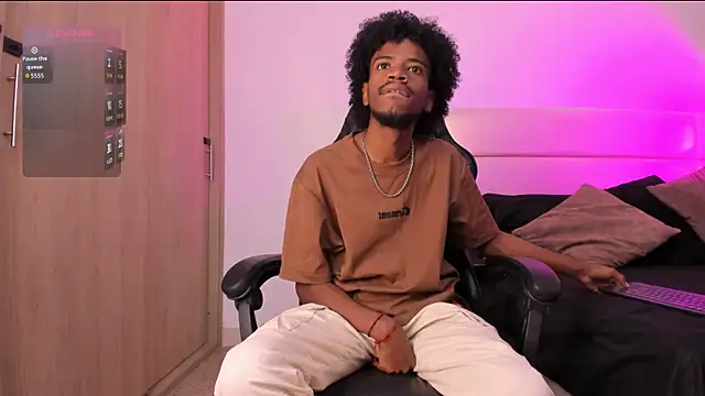 Snapshot of AllexJacob chatting on December 2025 01:20:02 PM AllexJacob online show from December 2025 01:20:02 PM