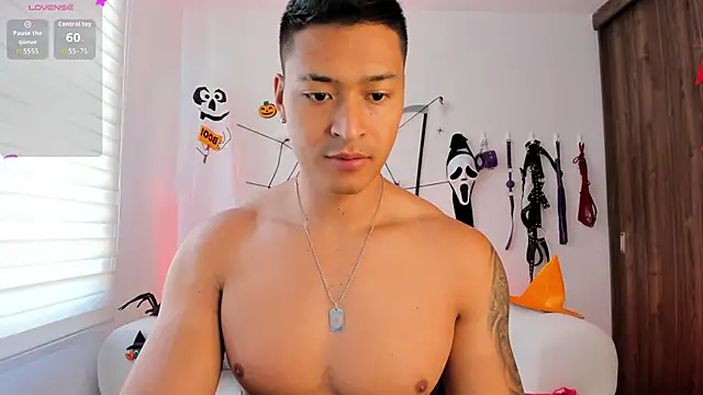 Snapshot of abu_dhabi_21 chatting on October 2025 01:54:02 PM abu dhabi 21 online show from October 2025 01:54:02 PM