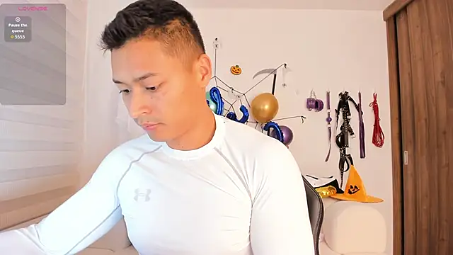 Snapshot of abu_dhabi_21 chatting on October 2025 09:46:02 AM abu dhabi 21 online show from October 2025 09:46:02 AM