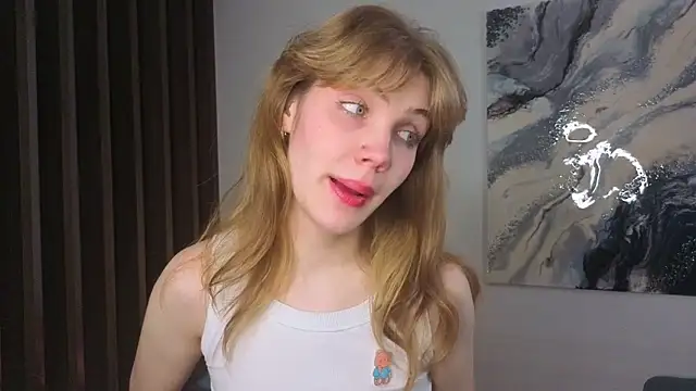 pienaple online show from November 2025 04:11:01 AM