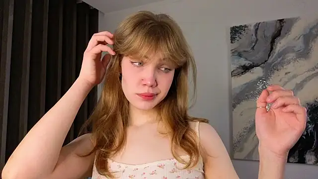 pienaple online show from November 2025 04:13:02 AM