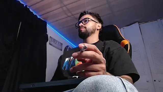 Chrys harris77 online show from October 2025 09:48:02 PM