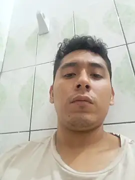 Snapshot of latinbigcock1_ chatting on October 2025 12:20:01 AM latinbigcock1  online show from October 2025 12:20:01 AM