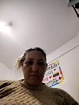 Lunita86 online show from October 2025 01:41:02 AM