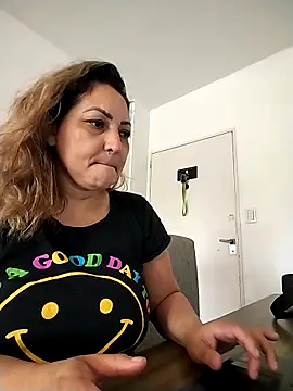 Lunita86 online show from March 2026 01:37:01 PM