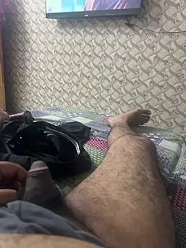 Snapshot of aflatoon121 chatting on November 2025 01:44:01 PM aflatoon121 online show from November 2025 01:44:01 PM