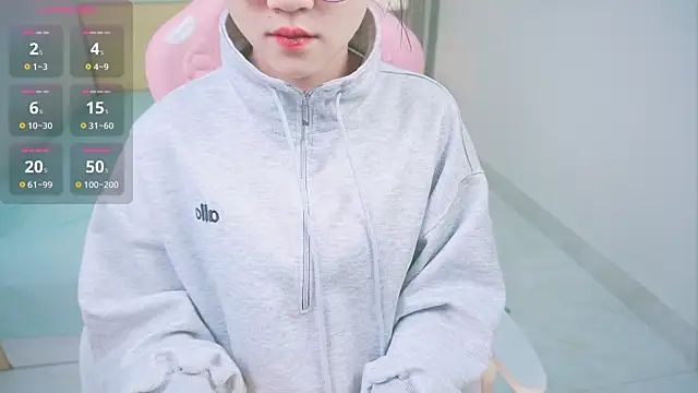 Snapshot of Cherry-26 chatting on December 2025 03:06:01 PM Cherry-26 online show from December 2025 03:06:01 PM