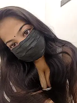 Snapshot of Rihana_01 chatting on November 2025 07:29:01 AM Rihana 01 online show from November 2025 07:29:01 AM