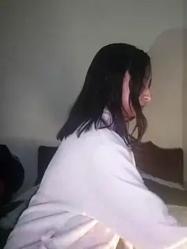 Snapshot of Vale_stone_ chatting on September 2025 03:33:02 AM Vale stone  online show from September 2025 03:33:02 AM