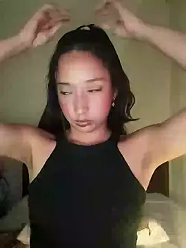 Snapshot of Vale_stone_ chatting on October 2025 04:09:01 AM Vale stone  online show from October 2025 04:09:01 AM