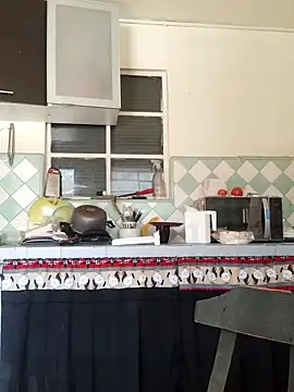 Vale stone  online show from April 2026 05:24:01 PM