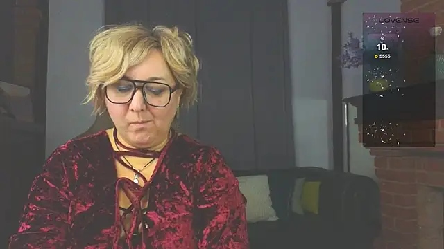 Marta Wils online show from November 2025 05:29:02 AM