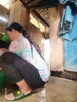 Snapshot of callistra chatting on October 2025 04:05:01 AM callistra online show from October 2025 04:05:01 AM