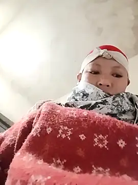 Snapshot of callistra chatting on November 2025 11:18:01 PM callistra online show from November 2025 11:18:01 PM