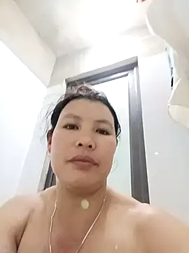 Snapshot of callistra chatting on December 2025 12:53:02 PM callistra online show from December 2025 12:53:02 PM