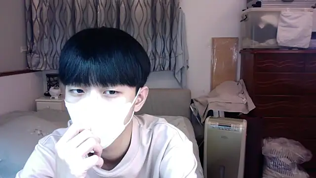 Snapshot of kai101010 chatting on November 2025 02:33:01 PM kai101010 online show from November 2025 02:33:01 PM