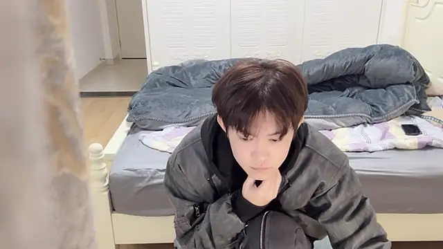 Snapshot of xlong00099 chatting on November 2025 08:03:01 AM xlong00099 online show from November 2025 08:03:01 AM