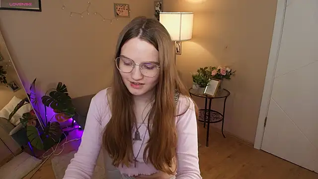 Snapshot of Evii_Stich chatting on September 2025 06:21:01 PM Evii Stich online show from September 2025 06:21:01 PM