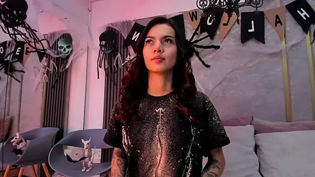 Snapshot of Vero_Jenkins chatting on October 2025 12:00:02 PM Vero Jenkins online show from October 2025 12:00:02 PM