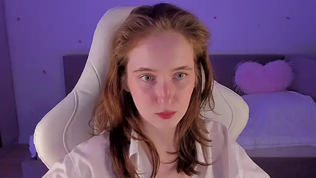 CrystalSoul  online show from November 2025 09:05:02 PM