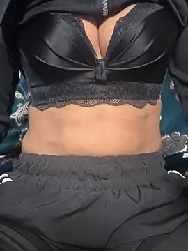 Snapshot of DAMinii_ chatting on September 2025 12:34:01 AM DAMinii online show from September 2025 12:34:01 AM