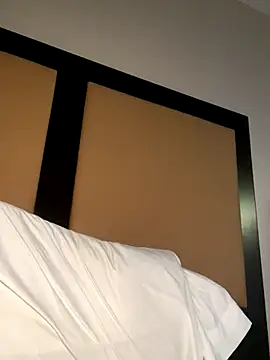 Snapshot of QUEENCALIMOD chatting on October 2025 05:11:02 AM QUEENCALIMOD online show from October 2025 05:11:02 AM