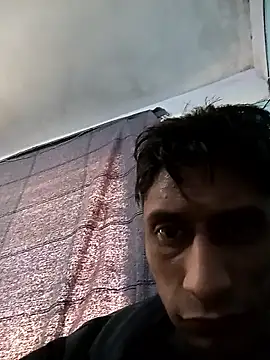 Crazygrillo69 online show from December 2025 09:00:01 PM