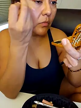 sw33th3art online show from September 2025 05:28:01 PM