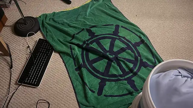 Doanything4you online show from April 2026 04:39:01 AM