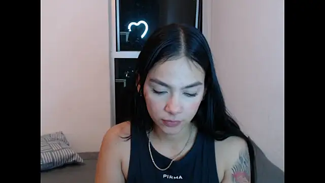 Snapshot of Mia_fire666 chatting on December 2025 01:56:02 AM Mia fire666 online show from December 2025 01:56:02 AM