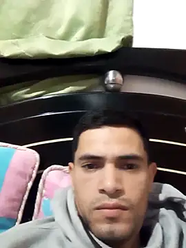 Snapshot of Deivy24_ chatting on November 2025 07:52:02 PM Deivy24 online show from November 2025 07:52:02 PM