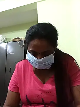 queendivya online show from November 2025 01:22:01 PM