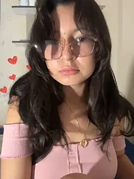 Noamilk online show from April 2026 08:41:01 AM