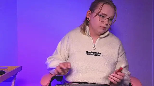 Snapshot of lame_cat chatting on October 2025 12:28:02 AM lame cat online show from October 2025 12:28:02 AM