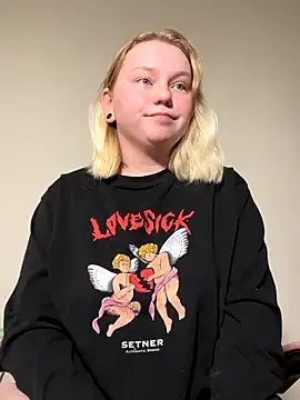 Snapshot of lame_cat chatting on October 2025 01:04:02 AM lame cat online show from October 2025 01:04:02 AM