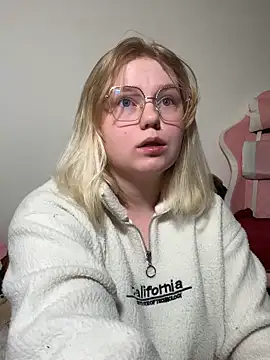 Snapshot of lame_cat chatting on October 2025 01:08:02 AM lame cat online show from October 2025 01:08:02 AM